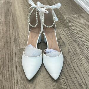Bridal Shoes with Pearl Detail